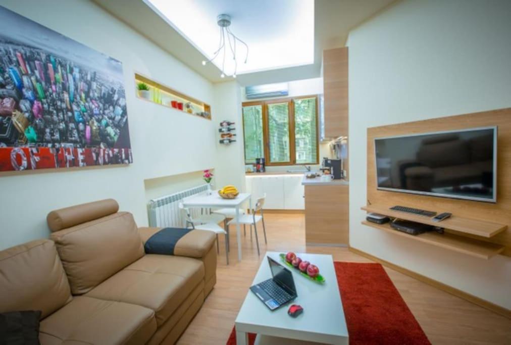 High Tech - Luxurious Apartment София Экстерьер фото