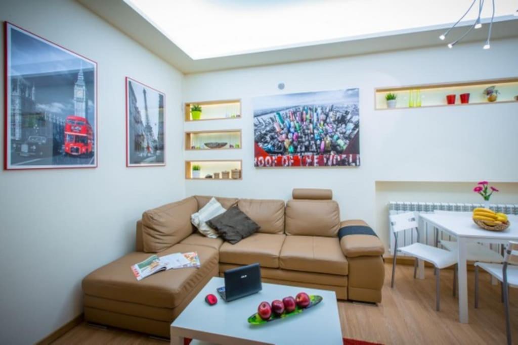 High Tech - Luxurious Apartment София Экстерьер фото