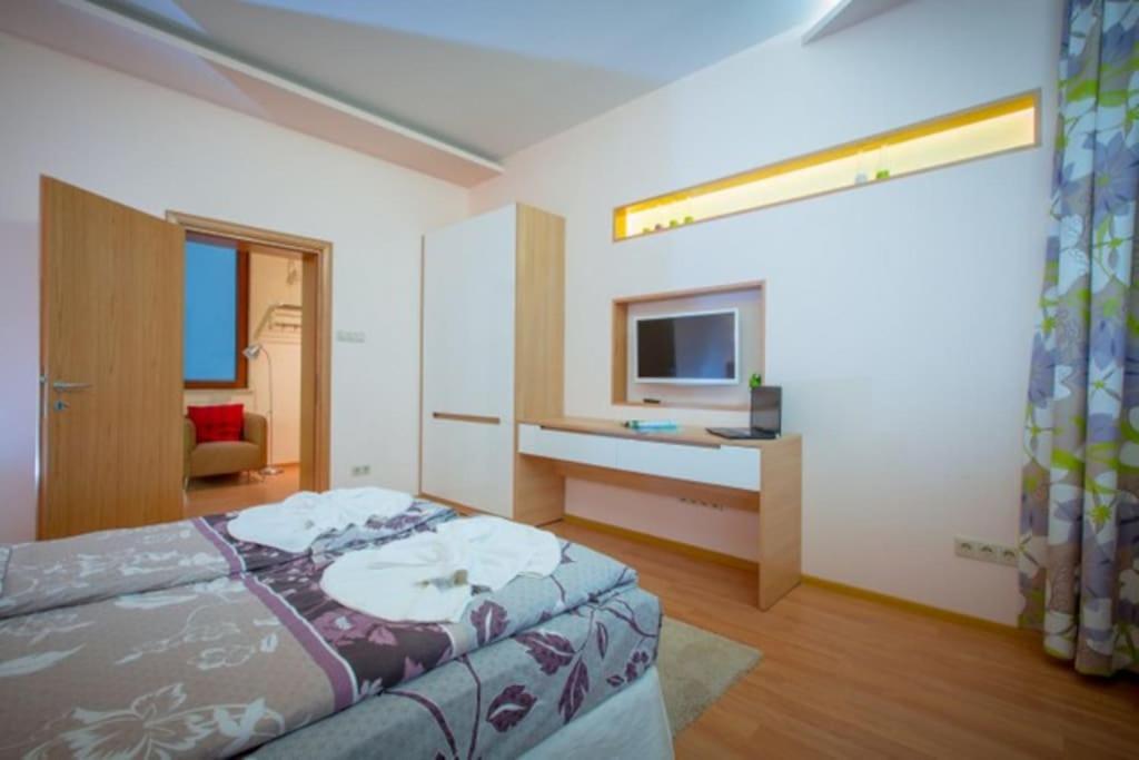 High Tech - Luxurious Apartment София Экстерьер фото